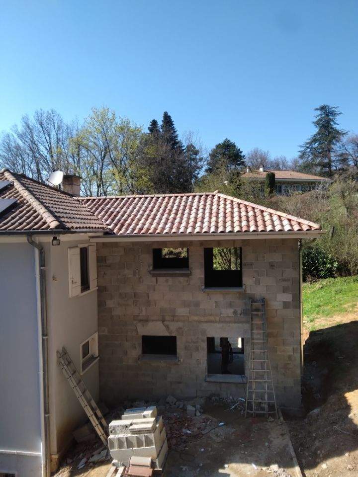 Extension de maison (Gros oeuvre, maçonnerie = charpente)